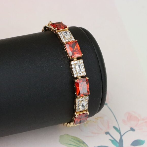 "Rose Gold Bracelet with Red & White Crystals, XPBL0892 - Picture 8 of 12